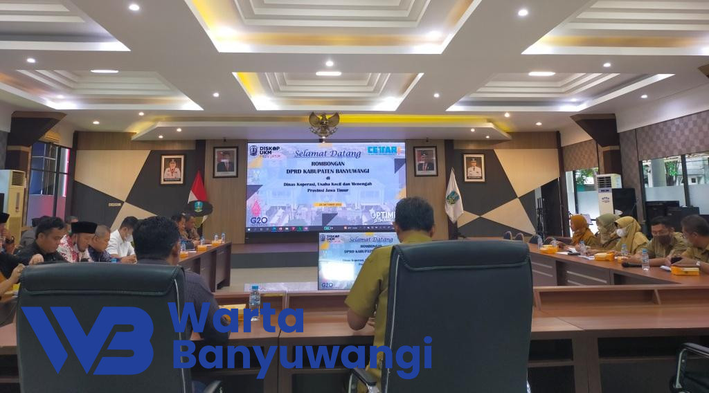 DPRD Banyuwangi Studi Banding ke Diskop UMP Jatim