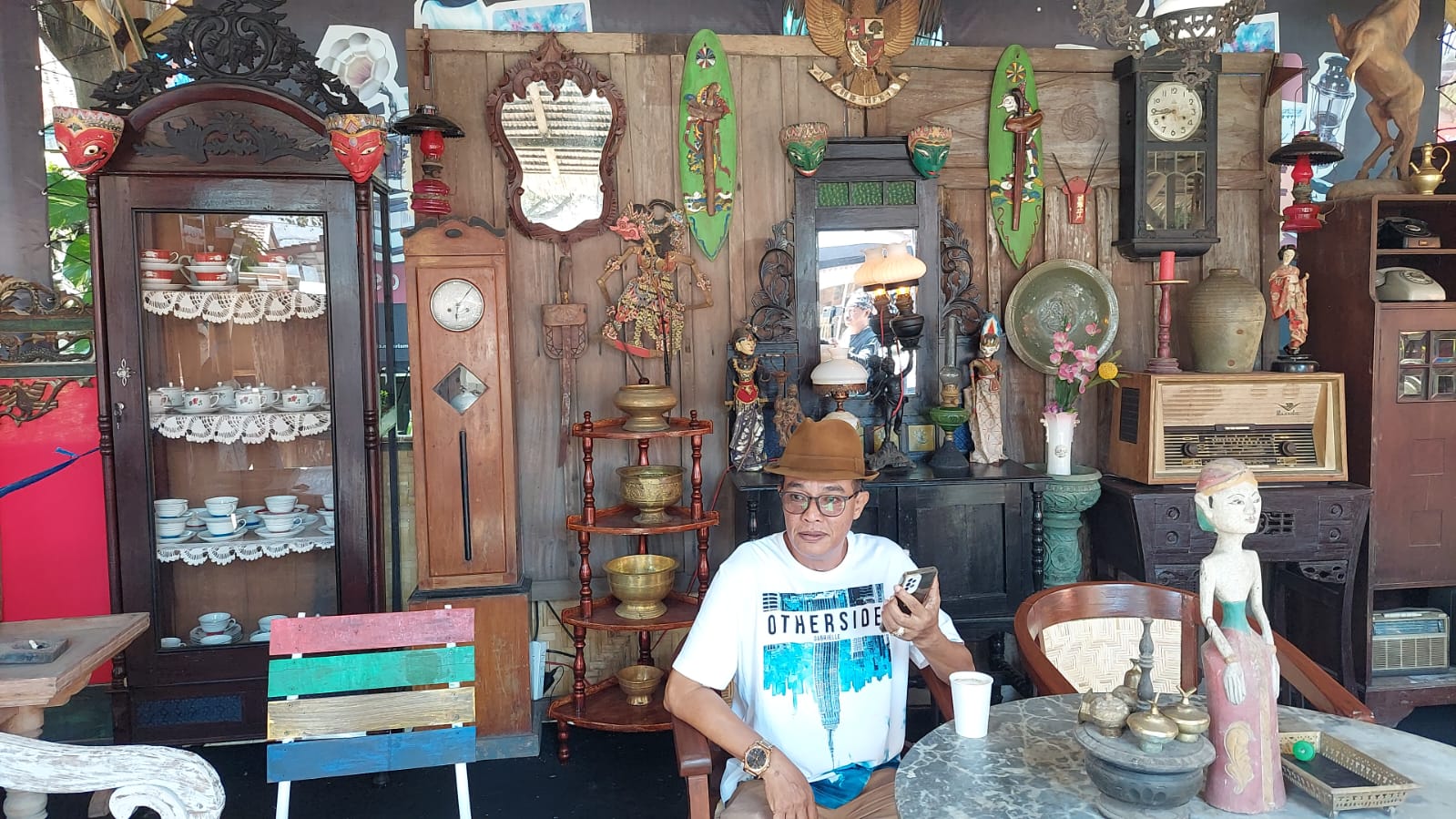 Cak Sahril Kembali Nahkodai Paguyuban Barang Antik Banyuwangi