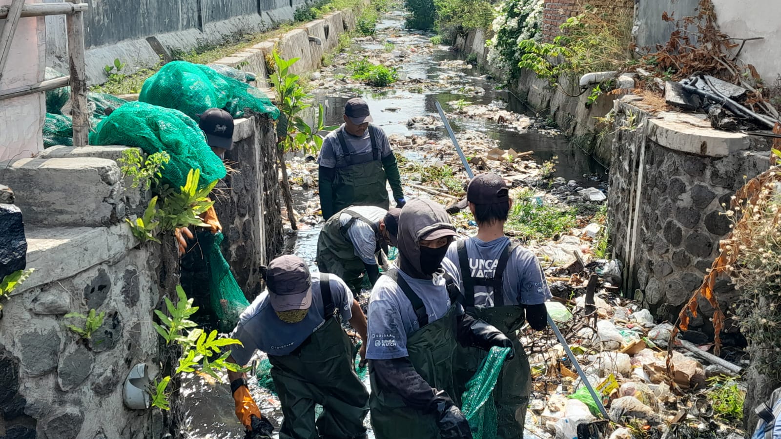 Merekontruksi Keindahan Sungai dan Masyarakat Banyuwangi  