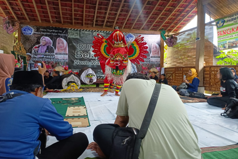 Jadi Roda Penggerak Perubahan PKBM Siapkan Pelatihan Ketrampilan 
