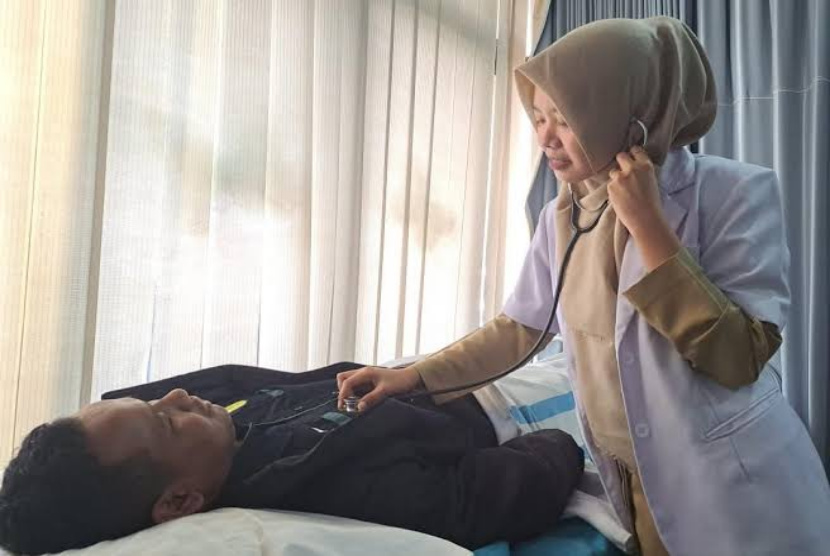 Tak Hanya Menyembuhkan, RSUD Genteng Beri Dukungan Melalui Perawatan Paliatif