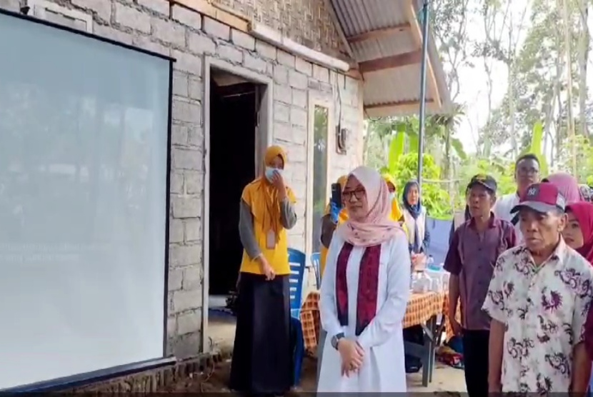 Kerja Nyata Bupati Ipuk Berikan Akses Kesehatan Bagi Warga Terpencil