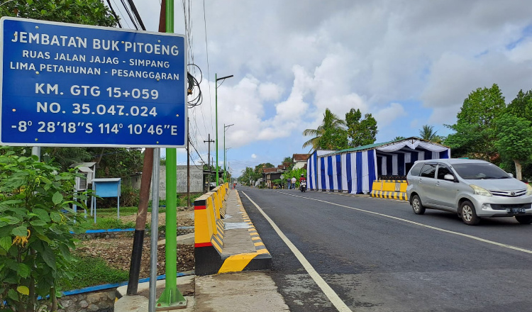 Revitalisasi Jembatan Buk Pitoeng oleh PT BSI jadi Akses Aman bagi Pengguna Jalan