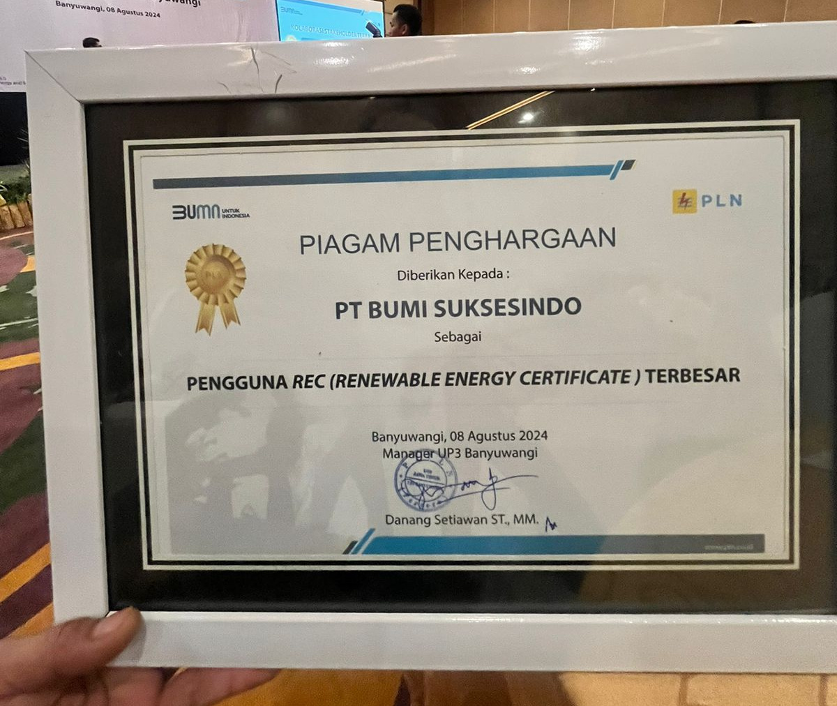 Top PT BSI dan PLN Tandatangani Perjanjian Pembelian Renewable Energy Certificate